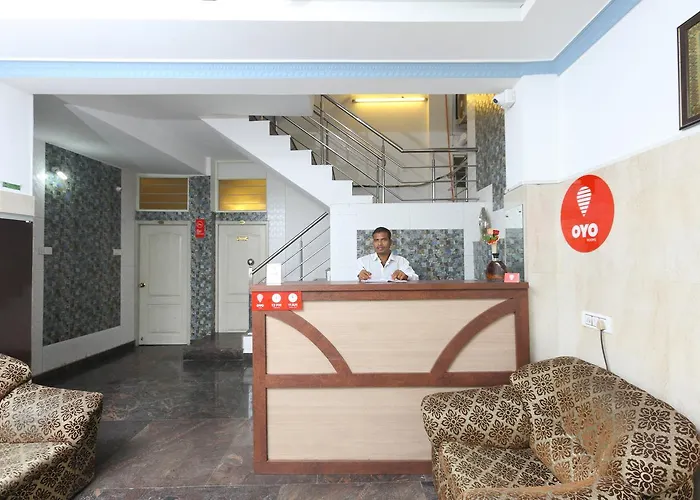 Oyo 8645 Syeds Inn
