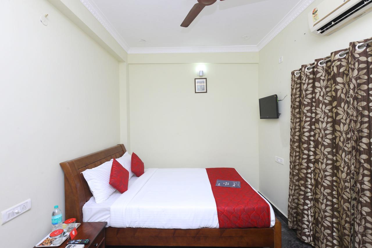 Hotel Oyo 8645 Syeds Chennai